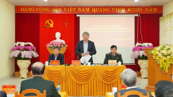 Bộ trưởng Nguyễn Hải Ninh làm việc với Thi hành án dân sự Lào Cai